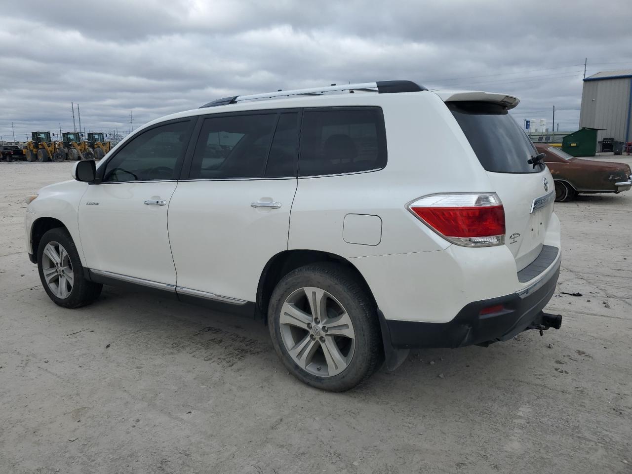 VIN 5TDDK3EH7DS209816 2013 TOYOTA HIGHLANDER no.2