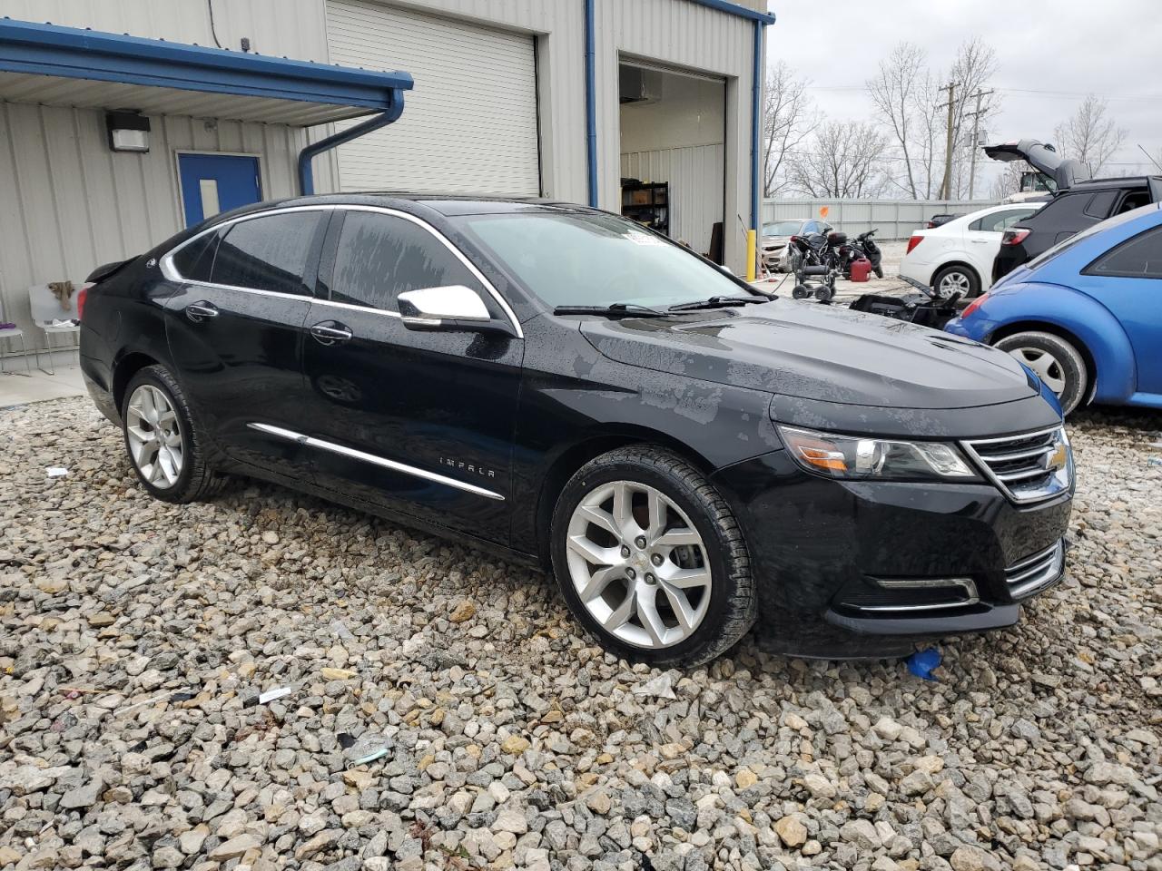 VIN 1G1125S3XJU120992 2018 CHEVROLET IMPALA no.4