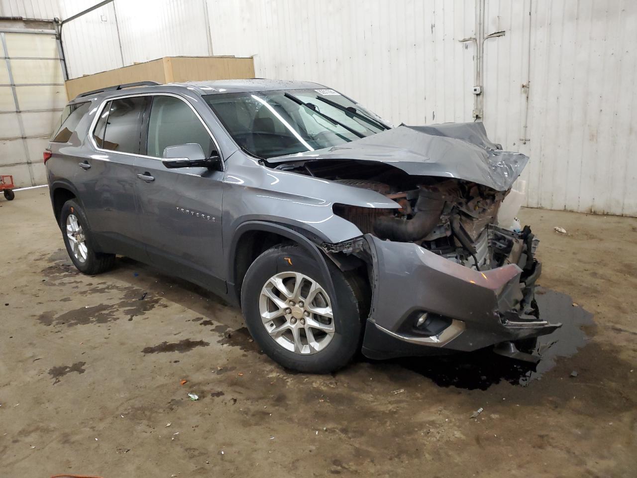 VIN 1GNEVHKW0KJ279770 2019 CHEVROLET TRAVERSE no.4