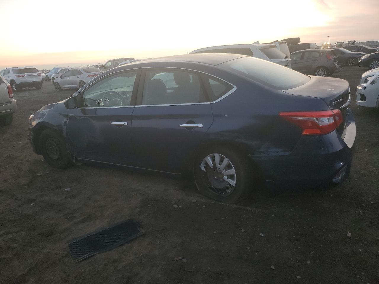 VIN 3N1AB7AP2HY212812 2017 NISSAN SENTRA no.2