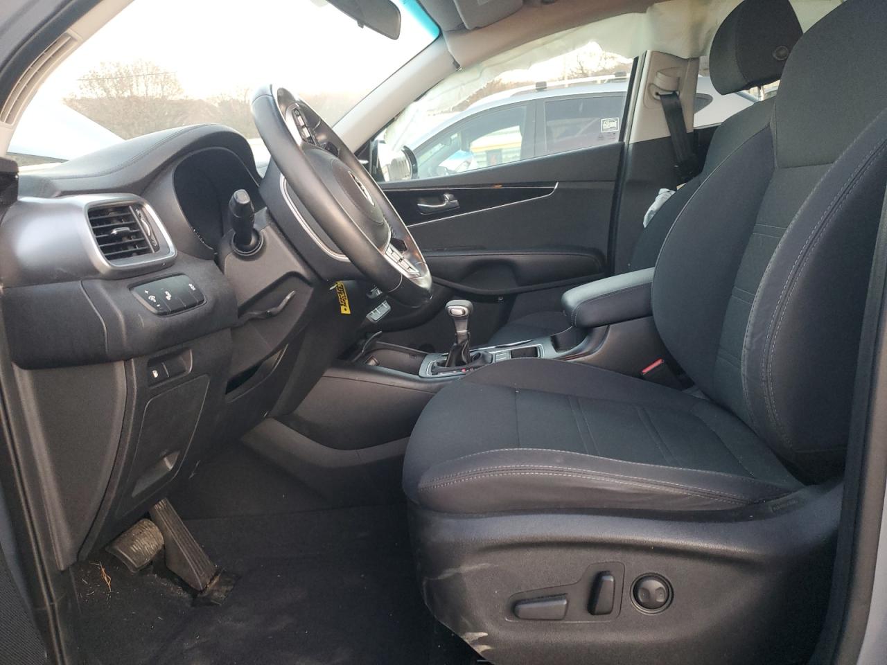2020 Kia Sorento - Image 7