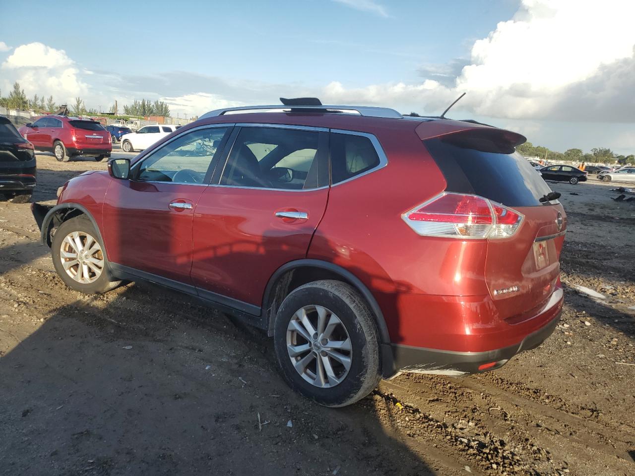 VIN KNMAT2MTXFP535218 2015 NISSAN ROGUE no.2