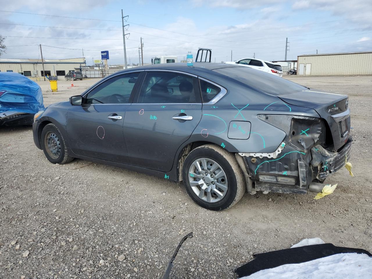 2014 Nissan Altima - Image 2