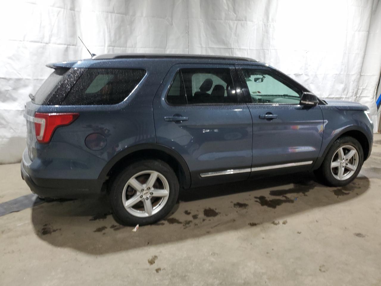 VIN 1FM5K7DH8JGB64349 2018 FORD EXPLORER no.3