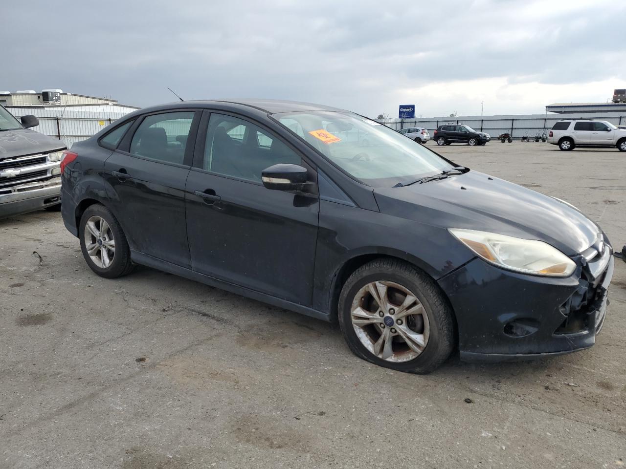 VIN 1FADP3F22DL331681 2013 FORD FOCUS no.4