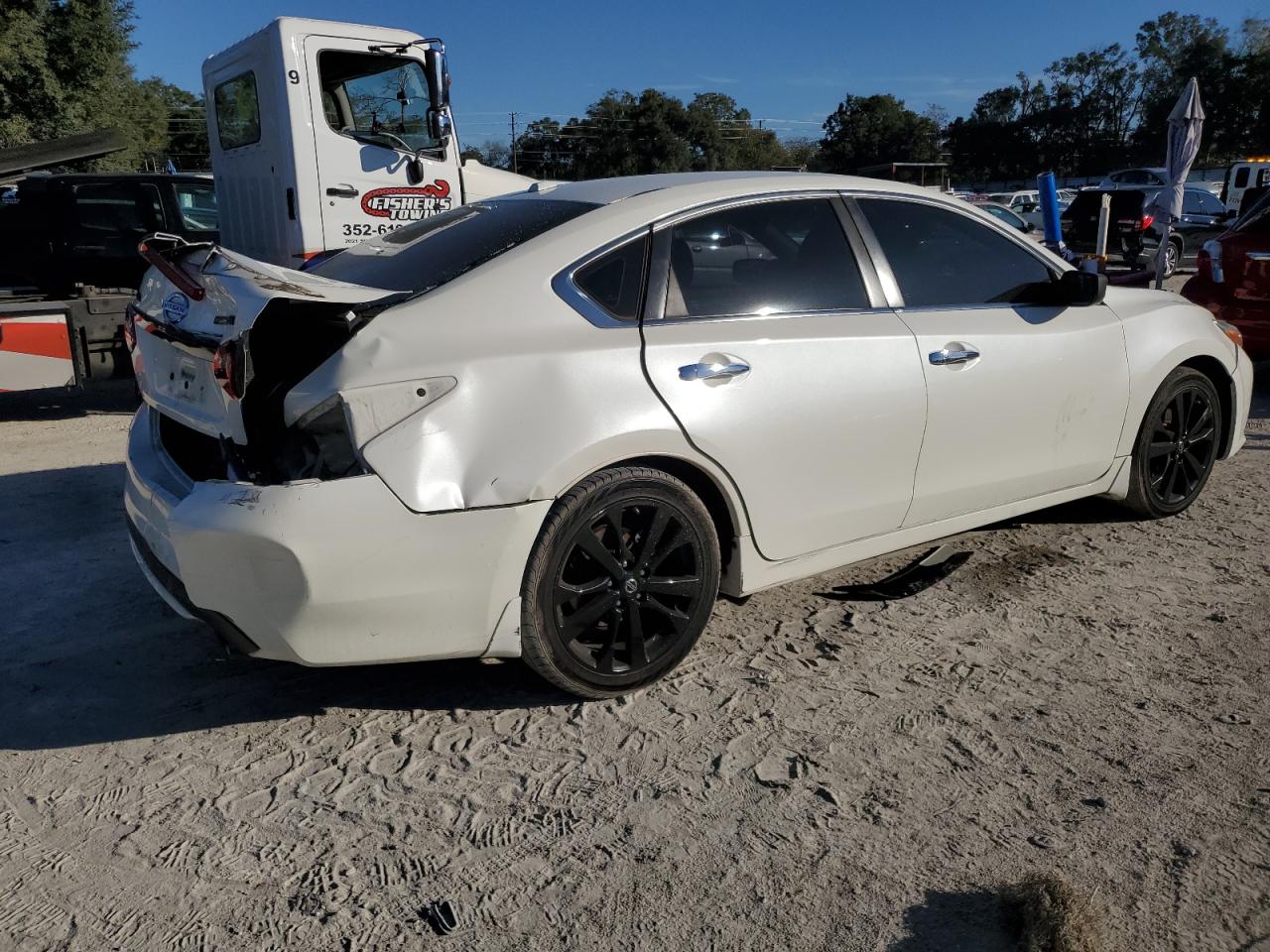 2018 Nissan Altima - Image 3