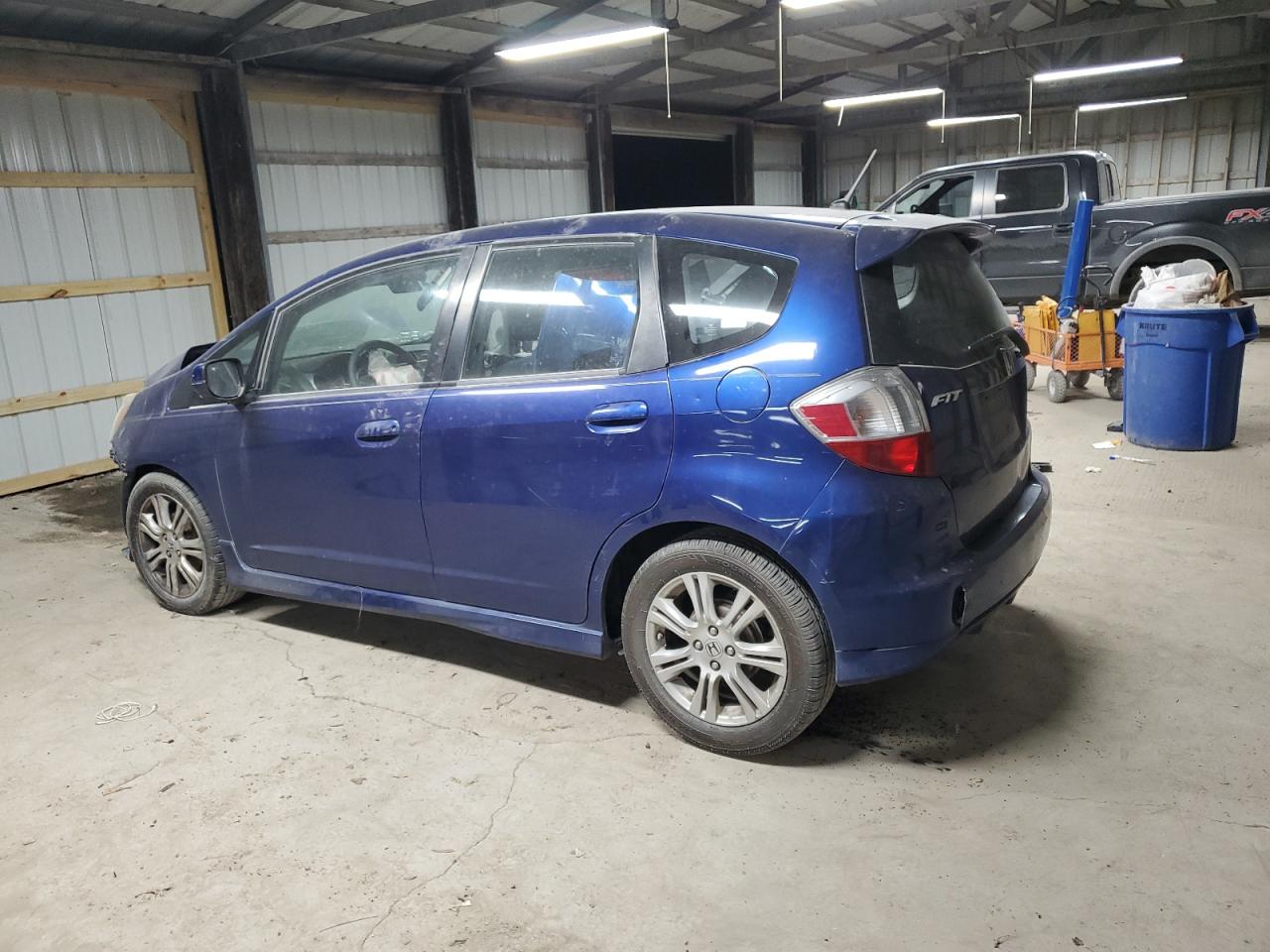 2009 Honda Fit - Image 2