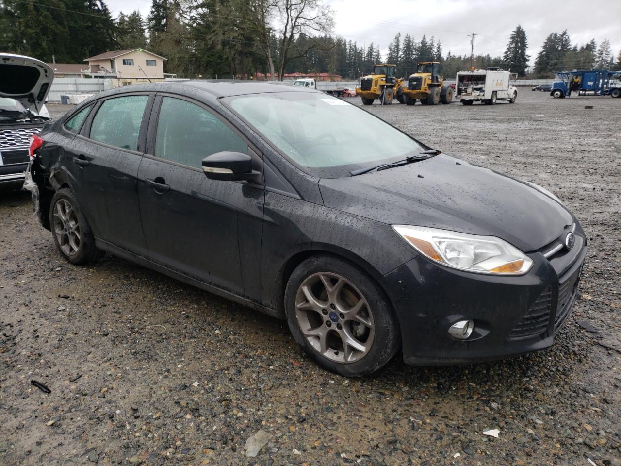 VIN 1FADP3F27EL323951 2014 FORD FOCUS no.4