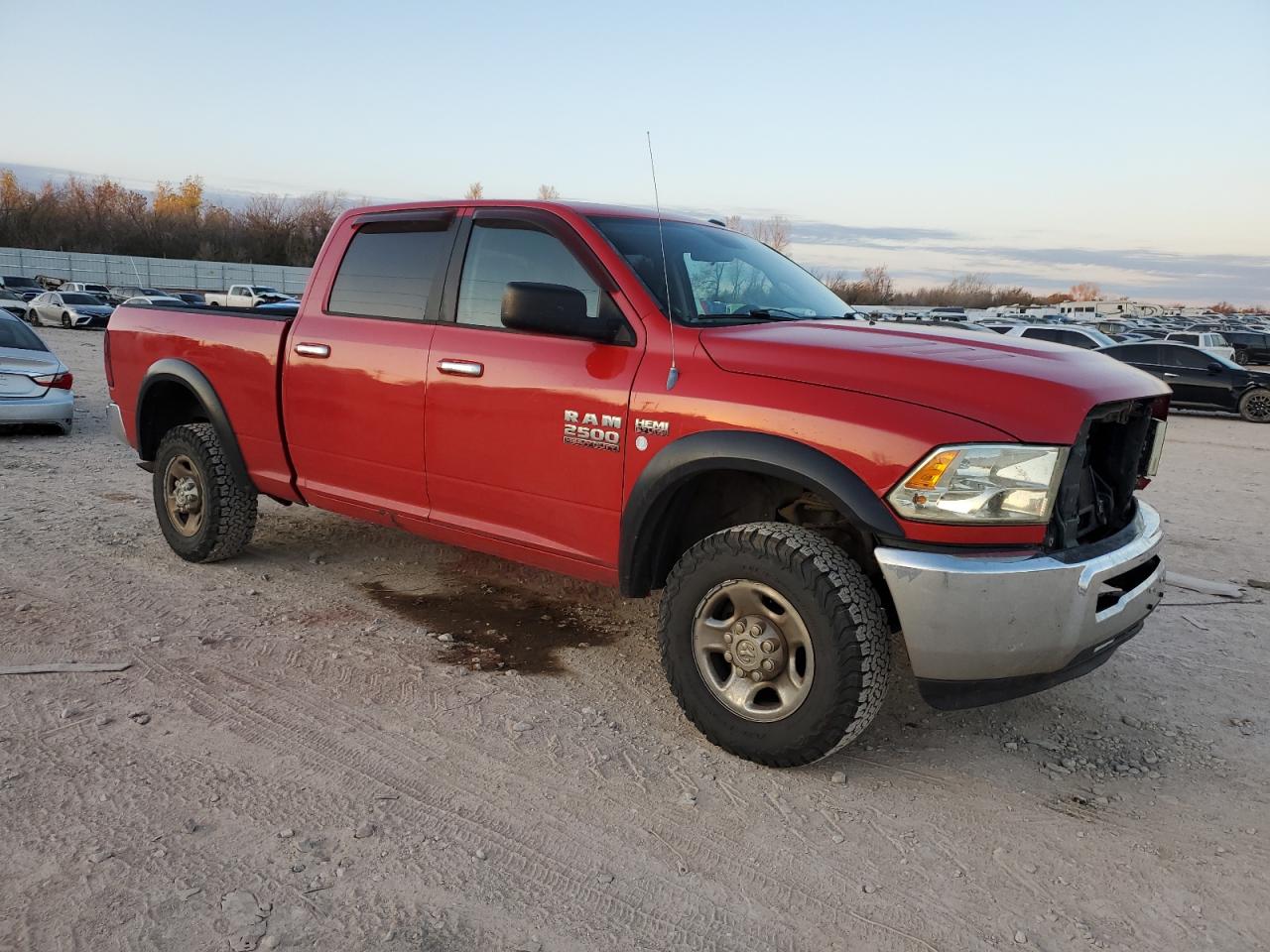 VIN 3C6TR5DT1DG534086 2013 RAM All Models no.4