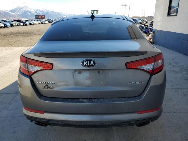 Sedans KIA OPTIMA 2013 Srebrny