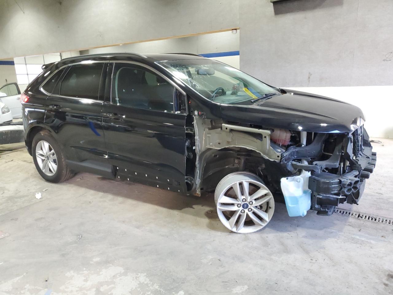 2016 Ford Edge - Image 4