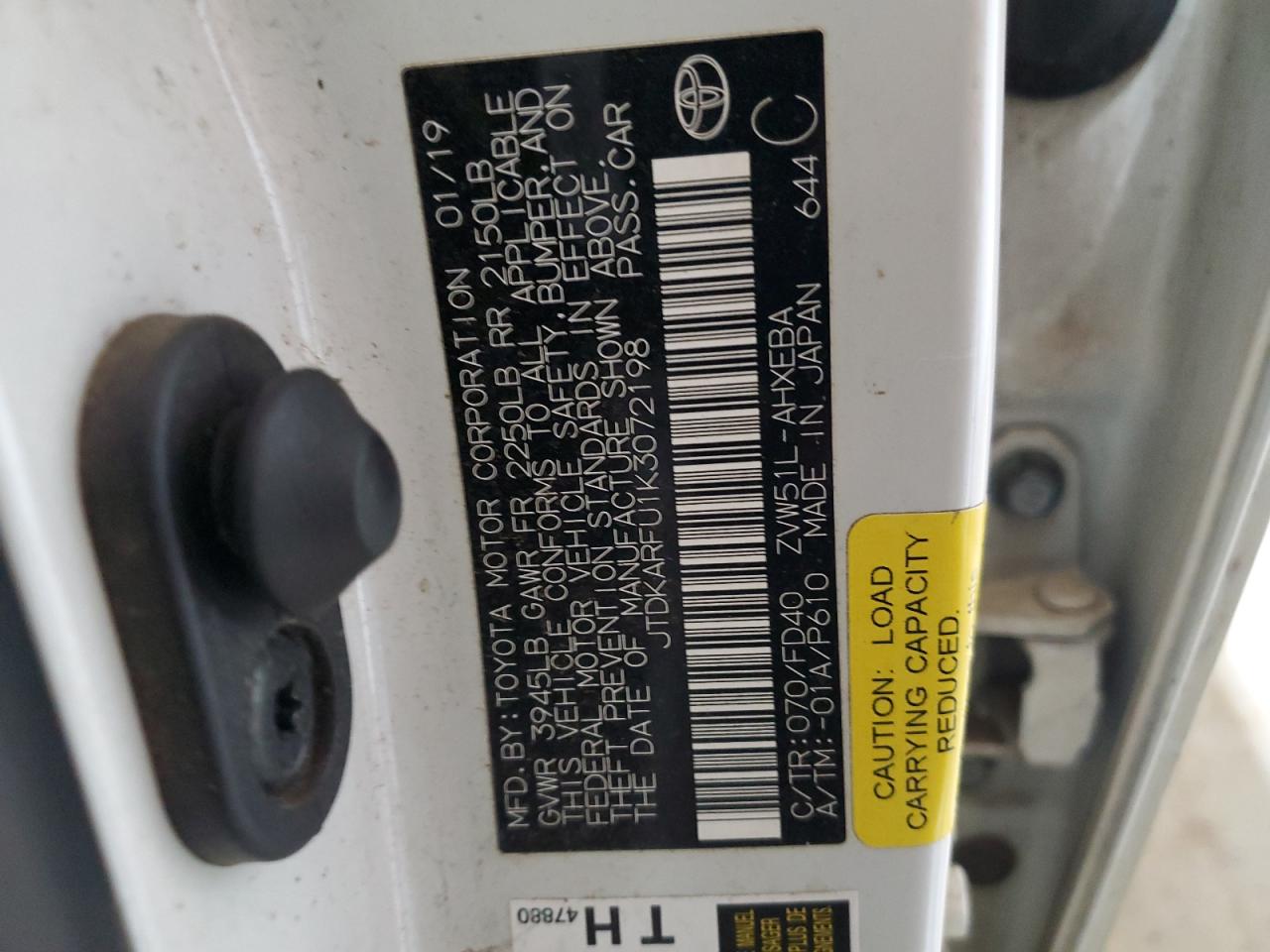 2019 Toyota Prius - Image 12