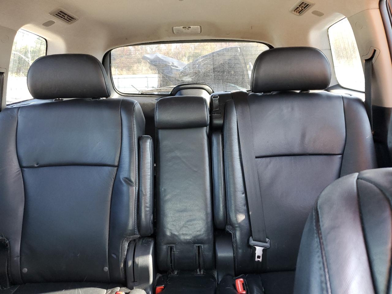 2012 Toyota Highlander - Image 10