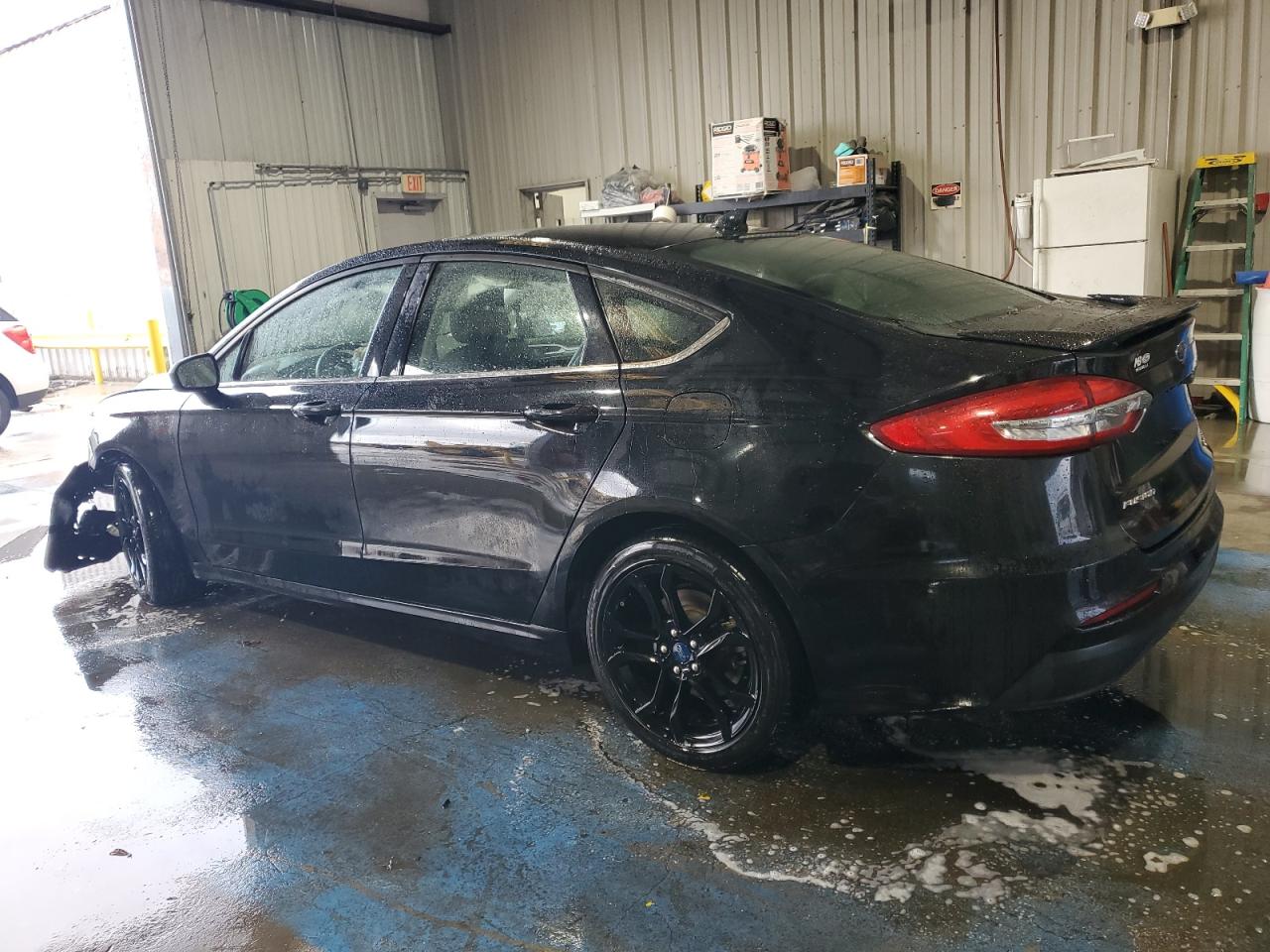 2019 Ford Fusion - Image 2