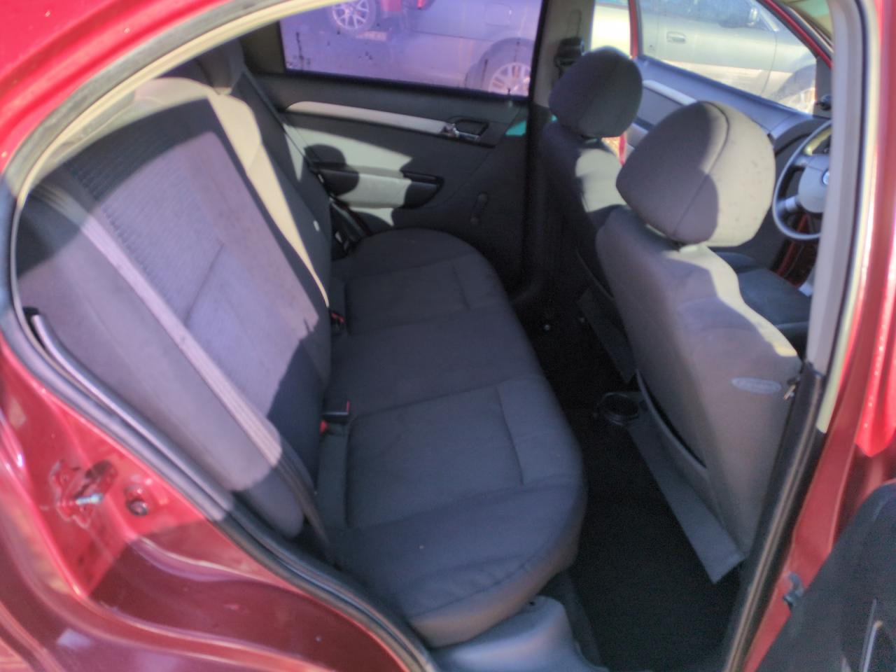 2007 Chevrolet Aveo - Image 10
