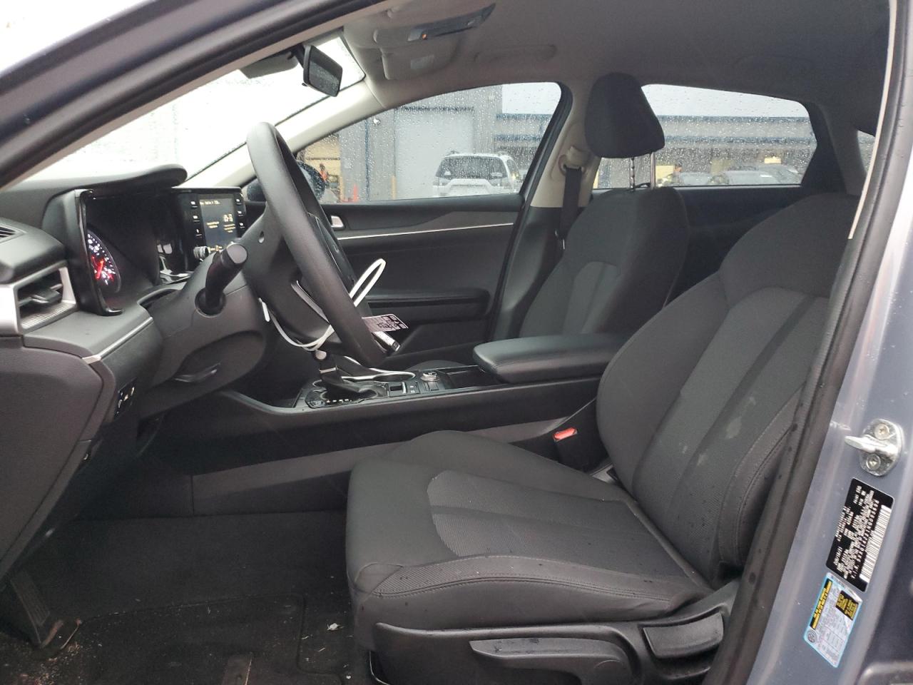 2022 Kia K5 - Image 7