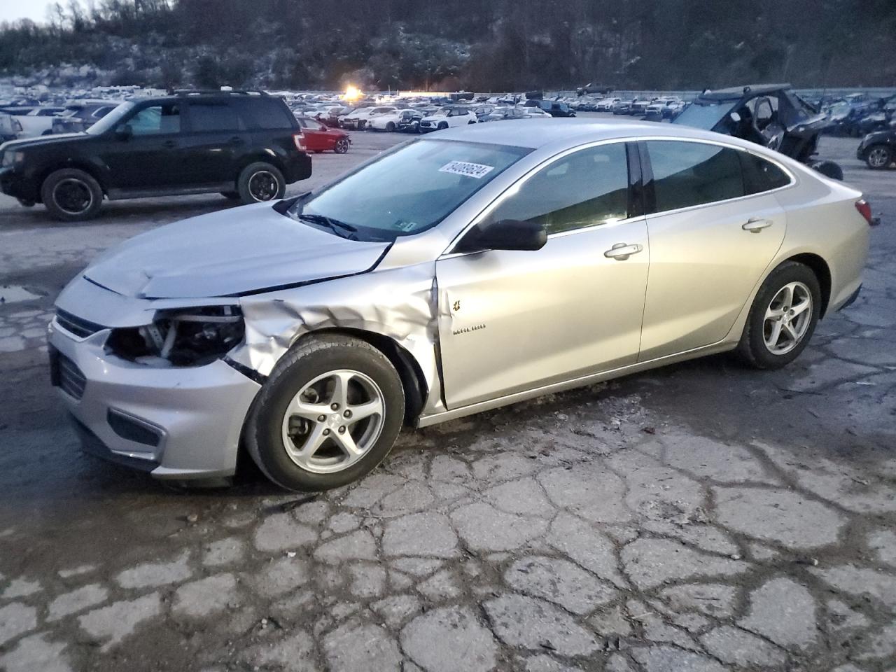 VIN 1G1ZB5ST6GF285664 2016 CHEVROLET MALIBU no.1