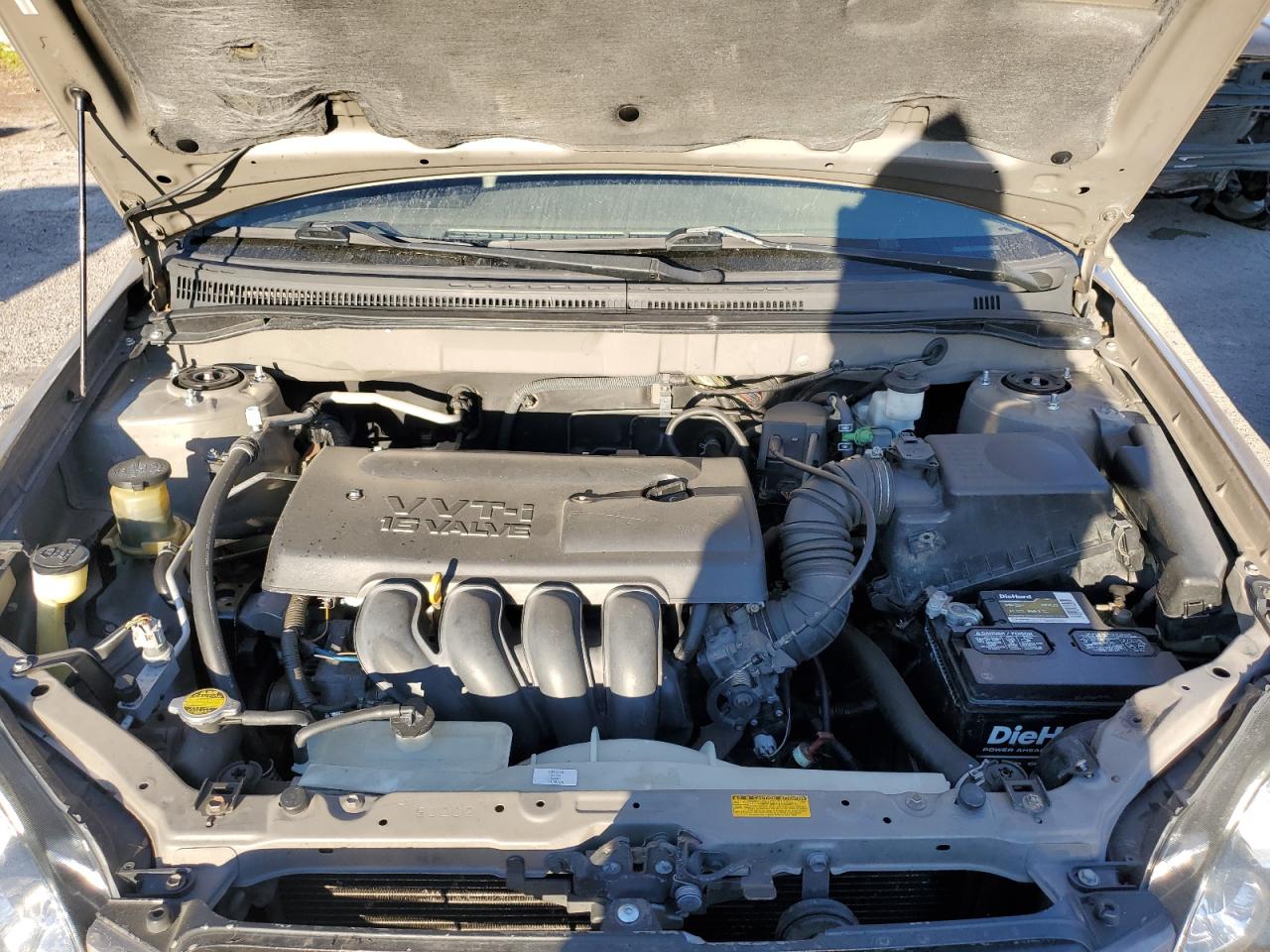 2004 Toyota Corolla - Image 11