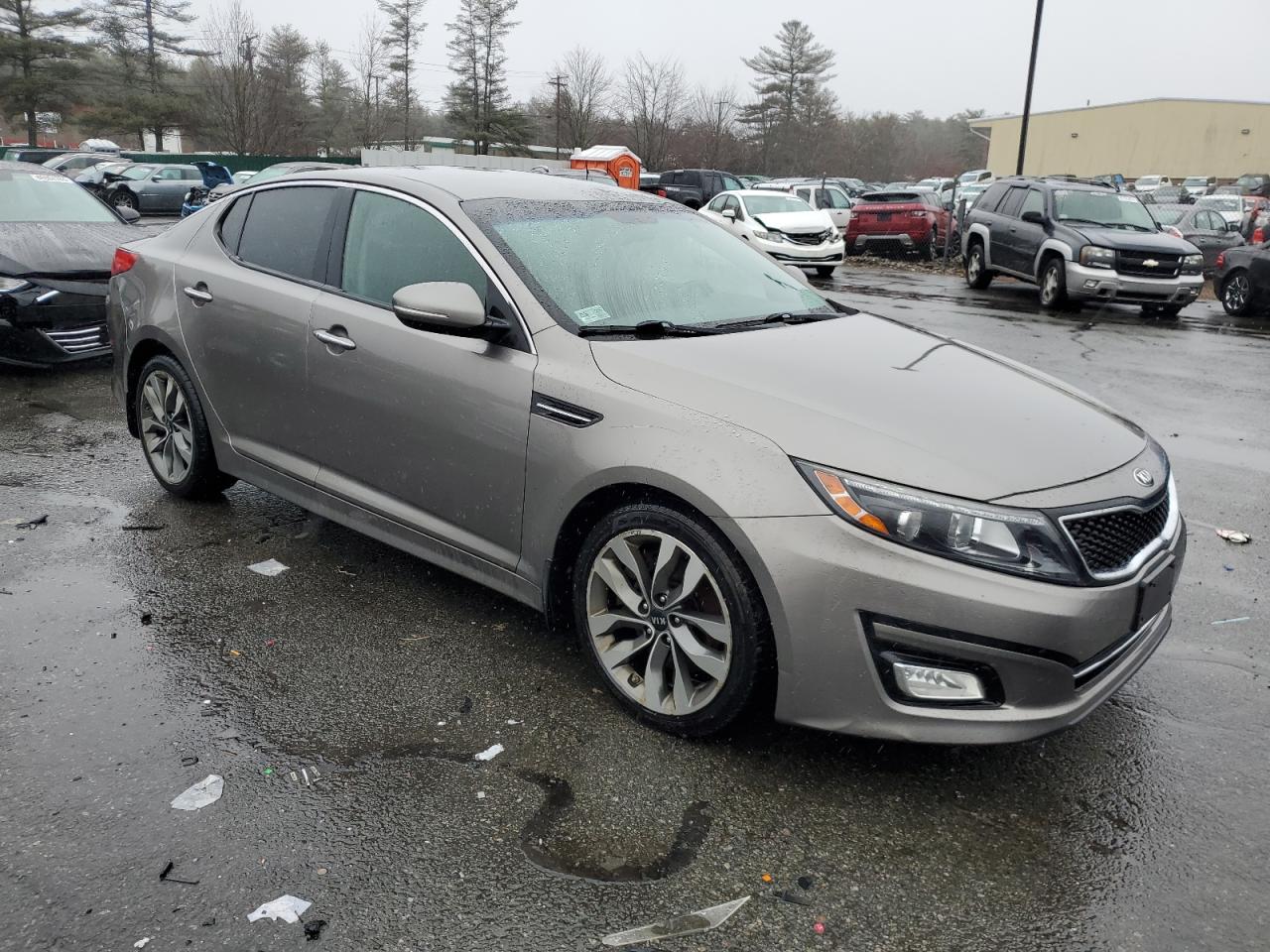 VIN 5XXGR4A7XFG440418 2015 KIA OPTIMA no.4