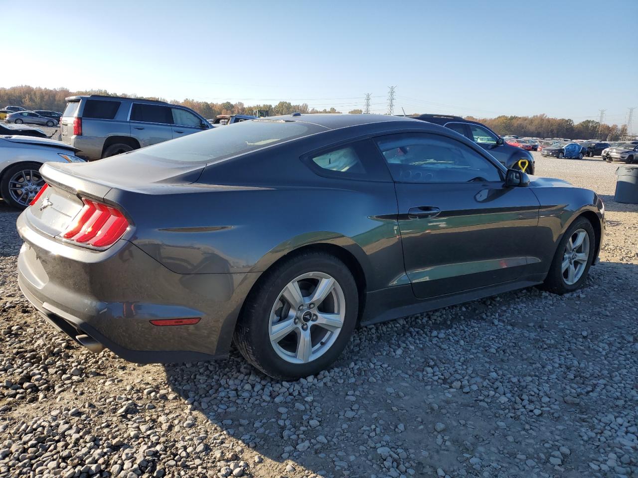 2019 Ford Mustang - Image 3