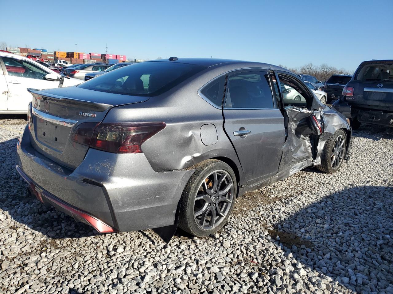 VIN 3N1CB7AP9HY340165 2017 NISSAN SENTRA no.3