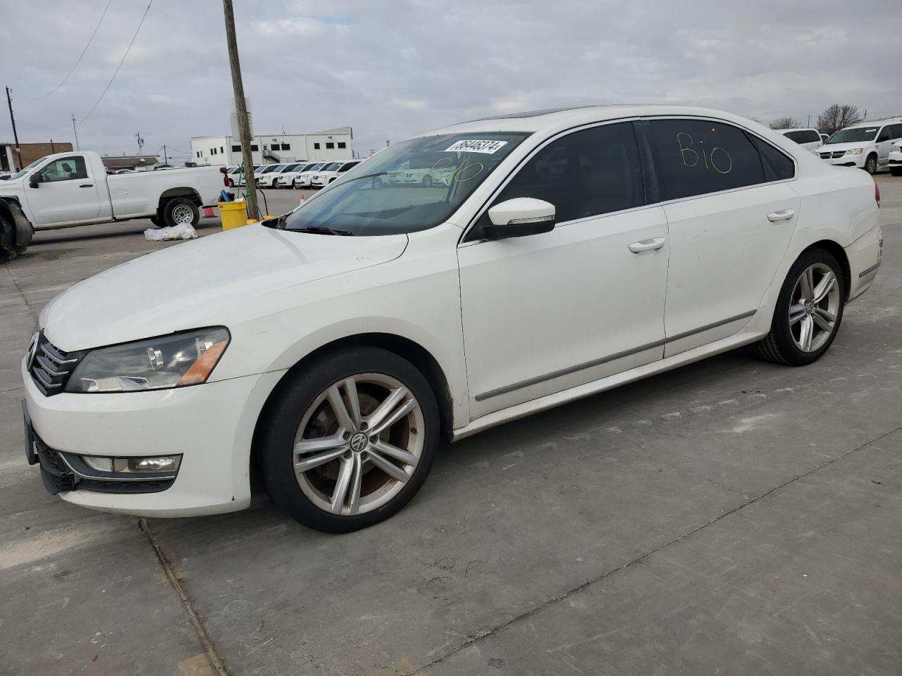 2013 Volkswagen Passat Se for Sale in Grand Prairie, TX - Side