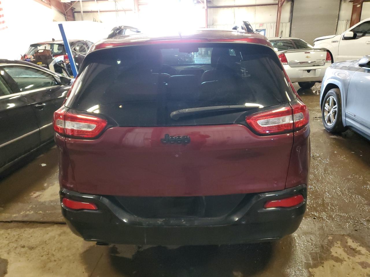 2018 Jeep Grand Cherokee - Image 6