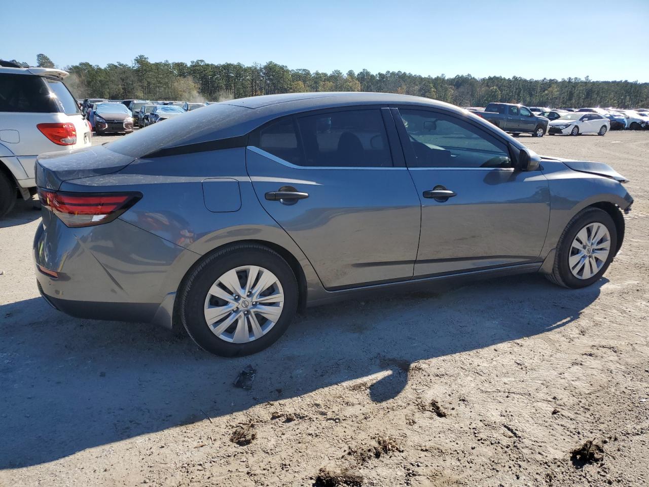 2024 Nissan Sentra - Image 3