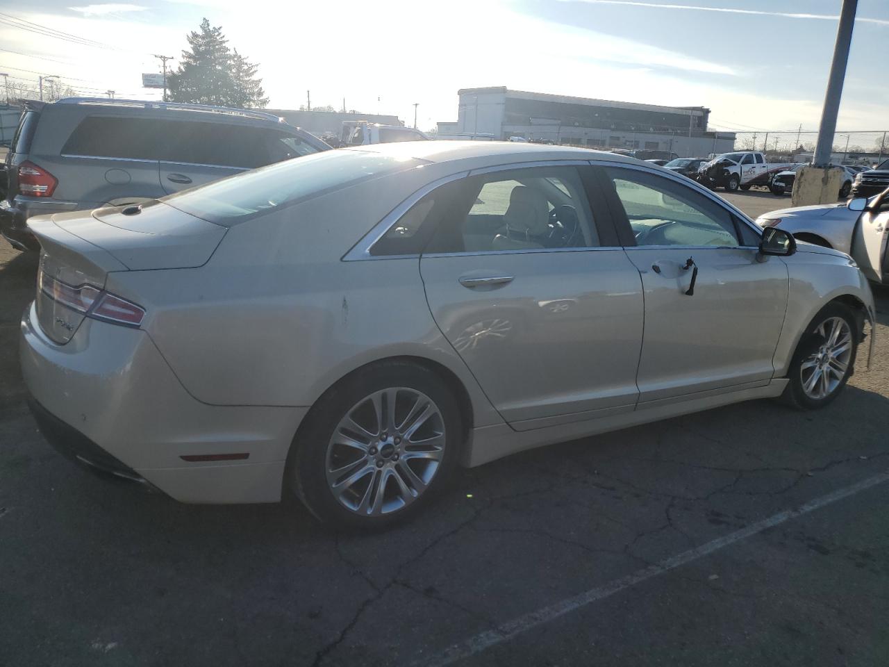 VIN 3LN6L2J96GR632467 2016 LINCOLN MKZ no.3