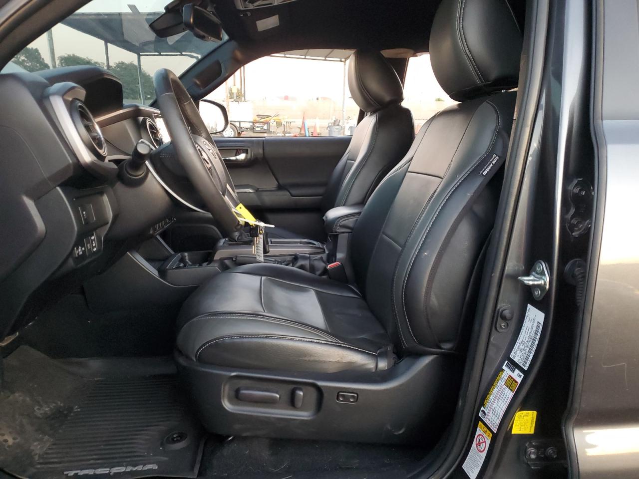 2020 Toyota Tacoma - Image 7