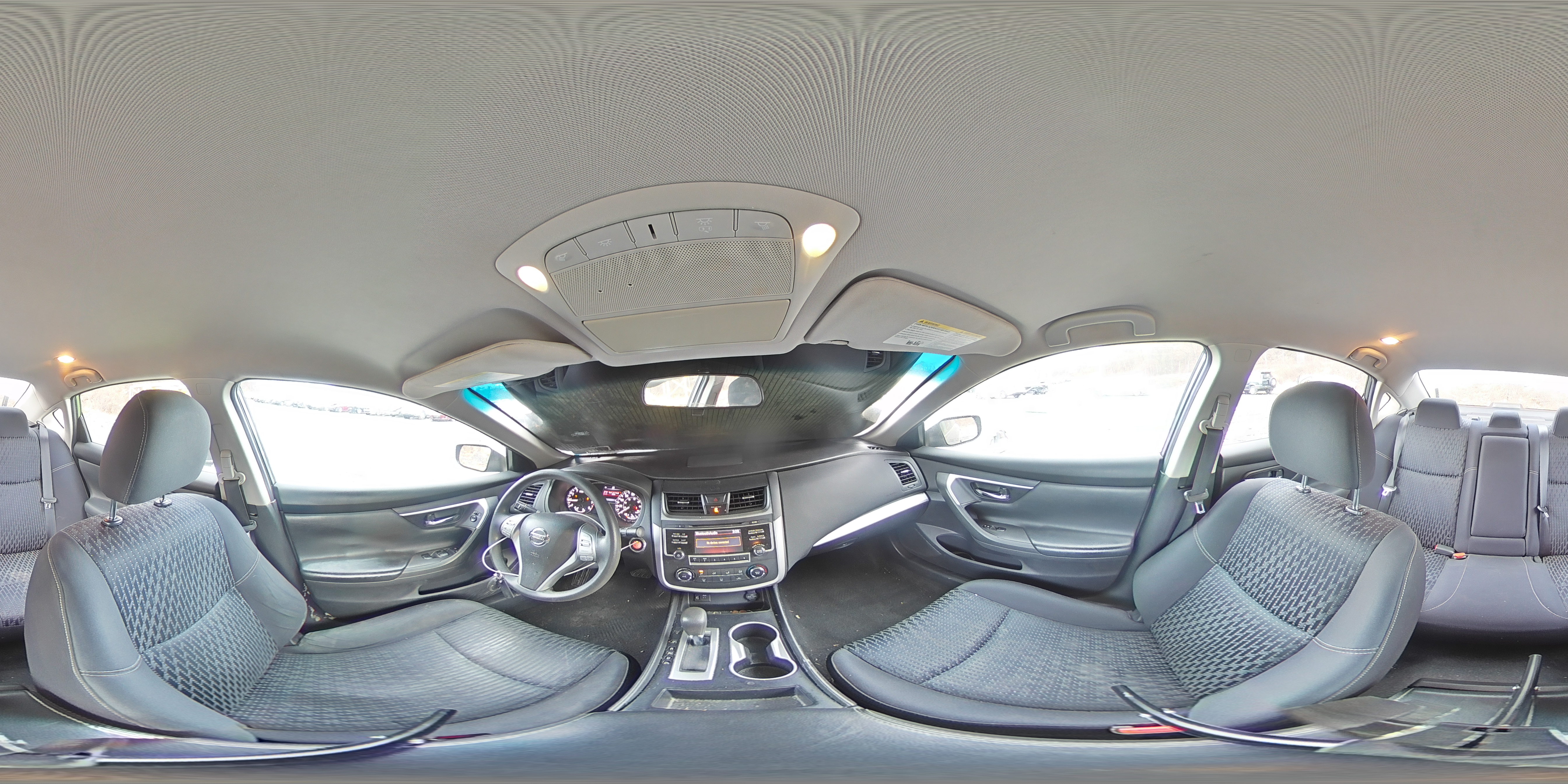 2016 Nissan Altima - Image 14