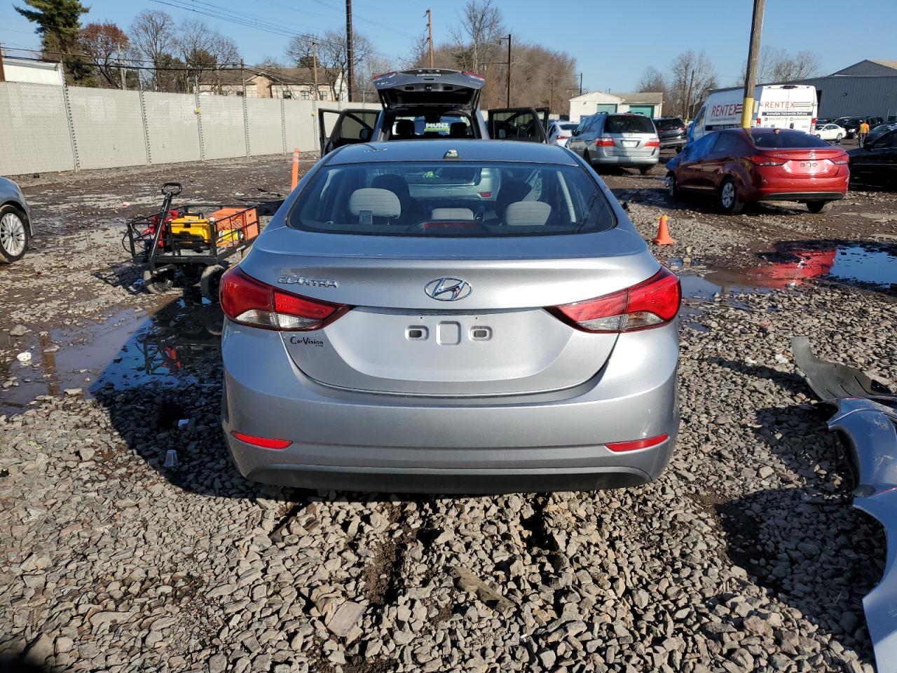 2016 Hyundai Elantra - Image 6