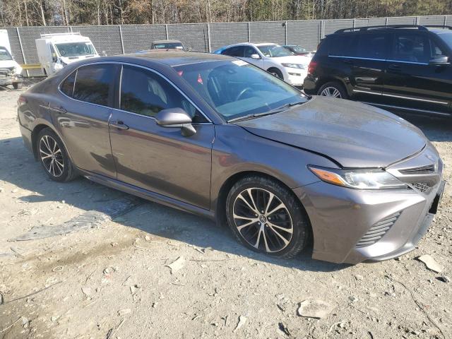  TOYOTA CAMRY 2018 Серый