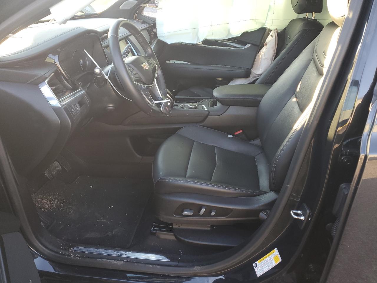 2020 Cadillac XT5 - Image 7