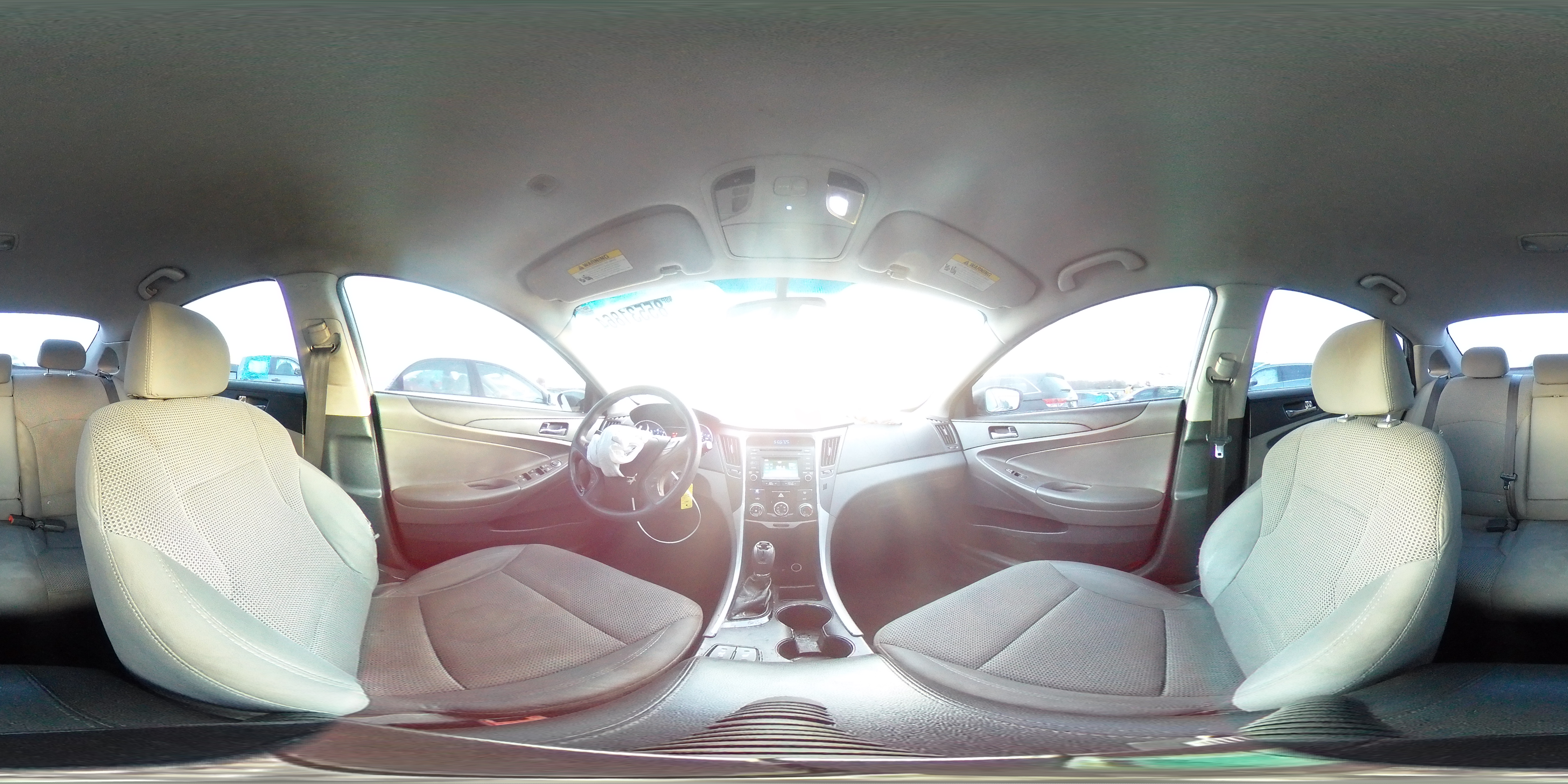 2014 Hyundai Sonata - Image 13