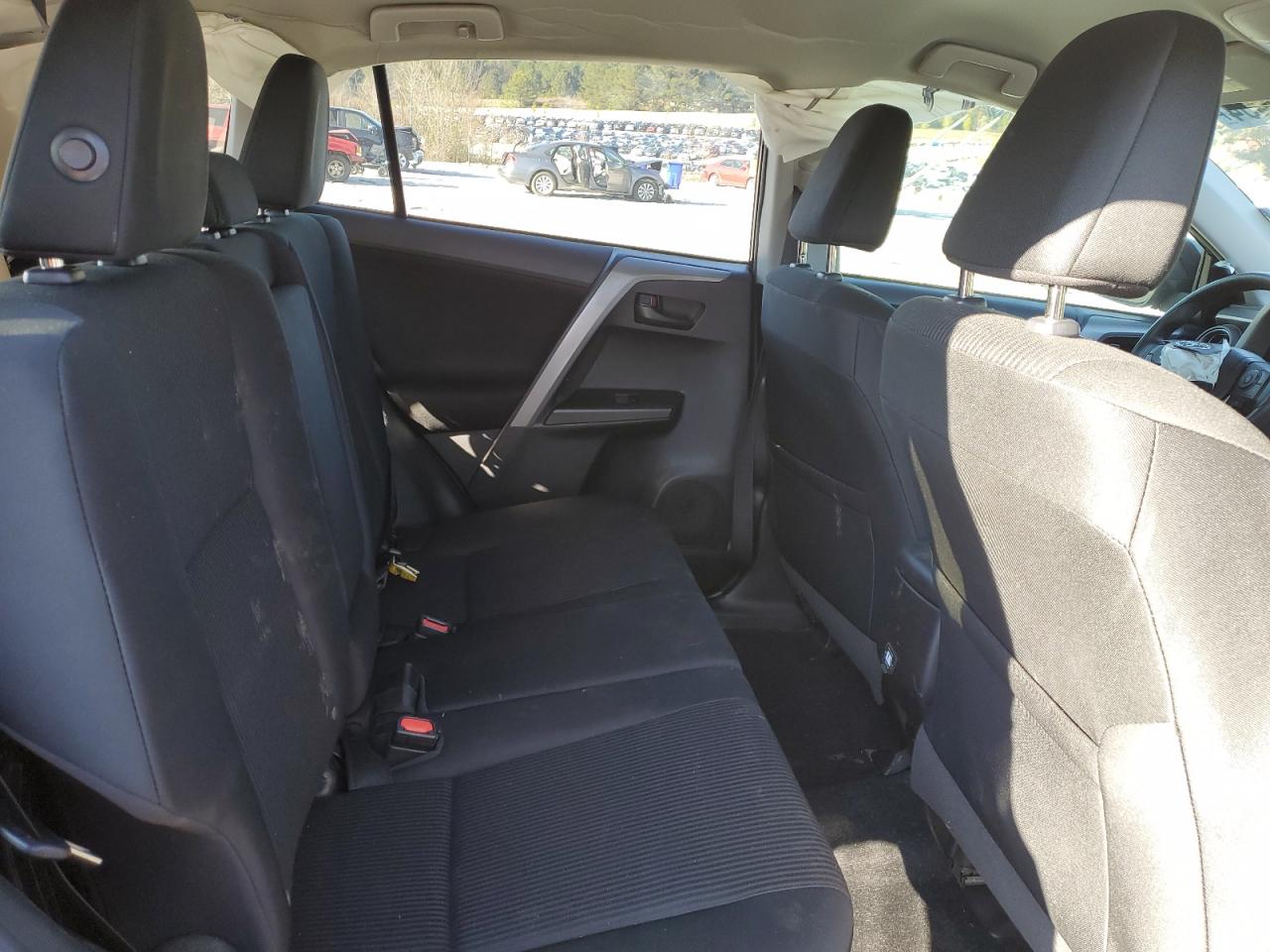 2018 Toyota RAV 4 - Image 11