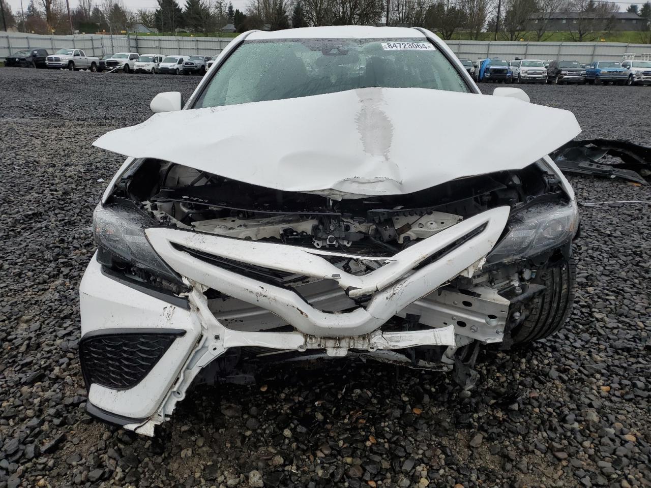 2021 Toyota Camry - Image 5