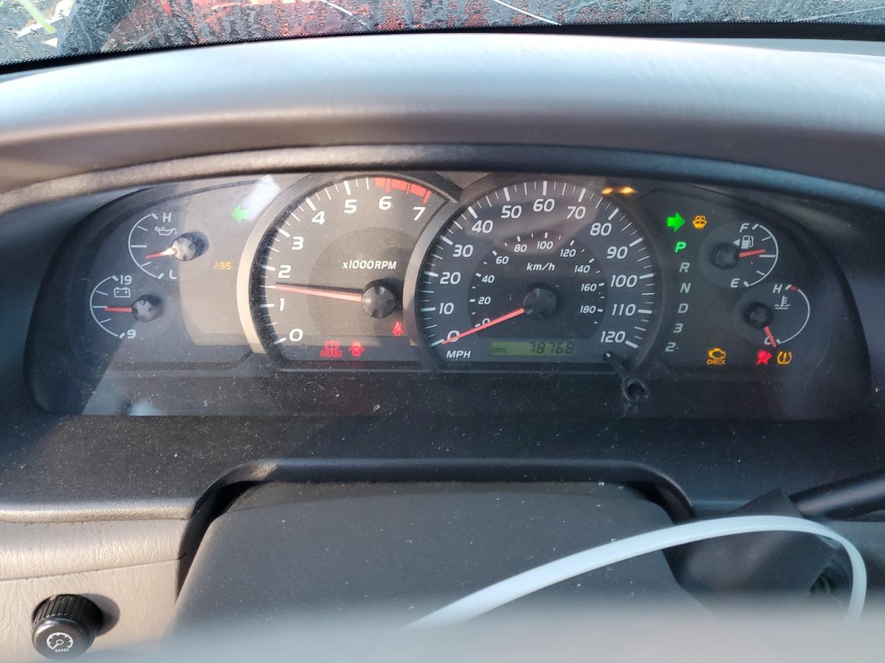 2005 Toyota Tundra - Image 9