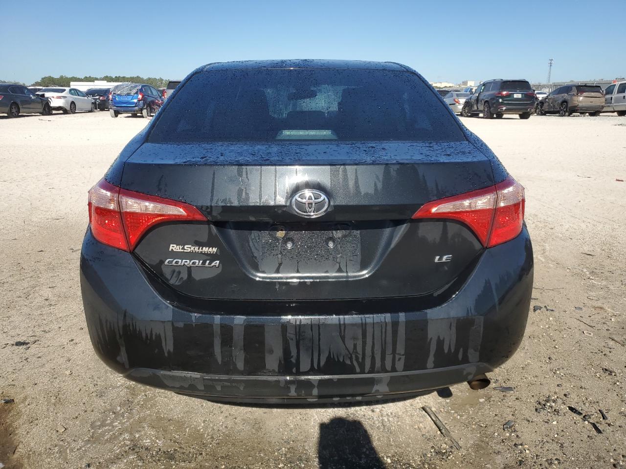 2019 Toyota Corolla L VIN: 2T1BURHE3KC231470 Lot: 83204784