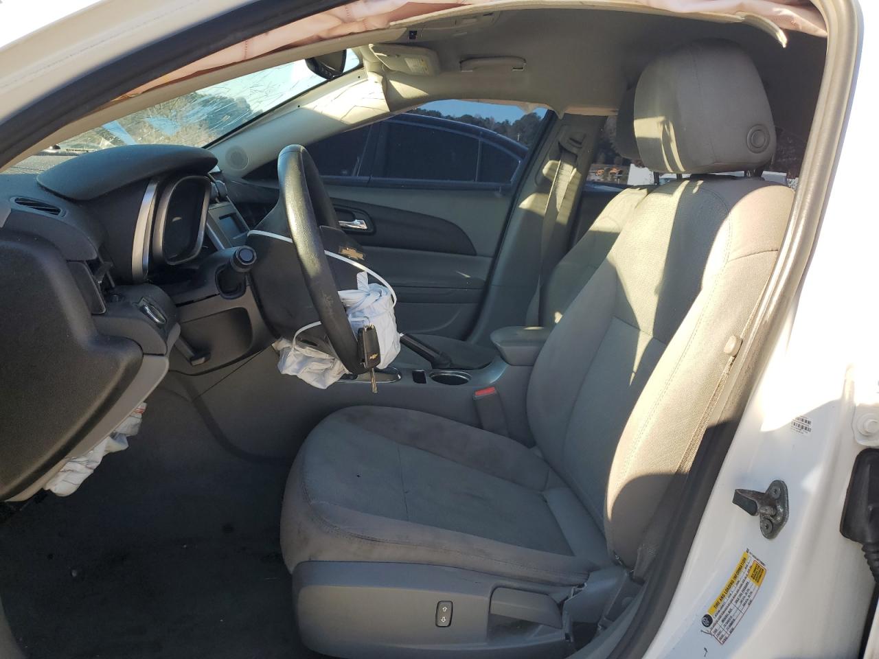 2015 Chevrolet Malibu - Image 7