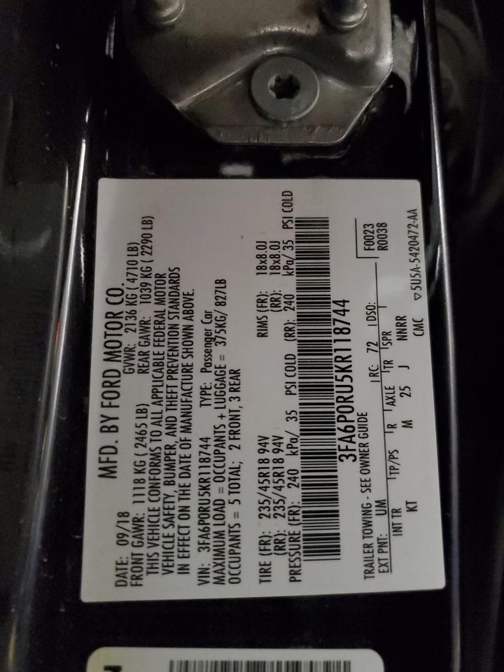 2019 Ford Fusion - Image 12