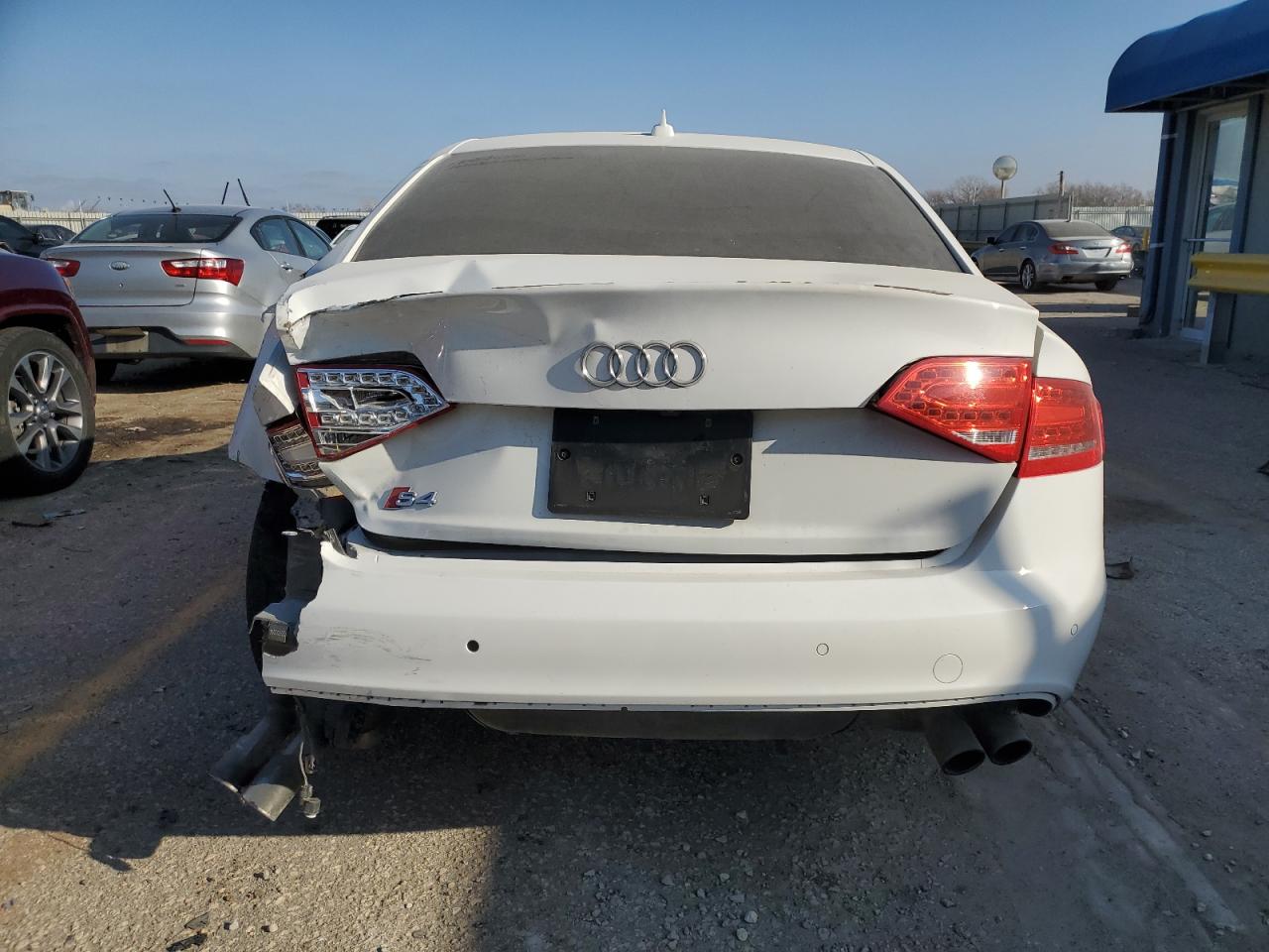 2011 Audi S4 Premium Plus VIN: WAUBGAFLXBA122418 Lot: 85320194