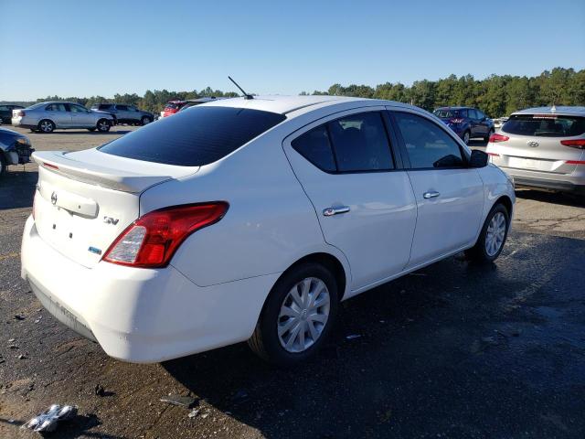  NISSAN VERSA 2015 Білий