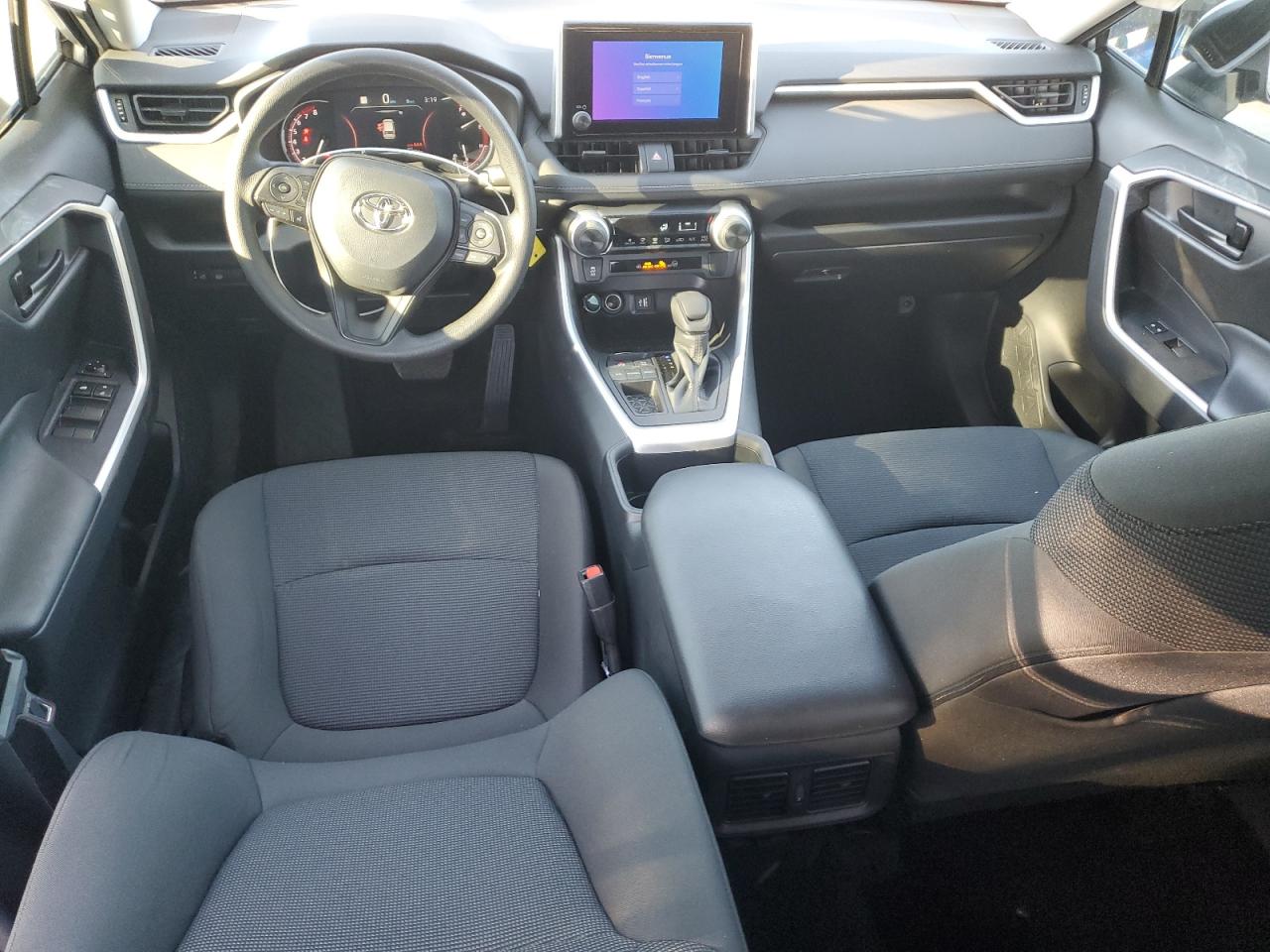 2023 Toyota RAV 4 - Image 8