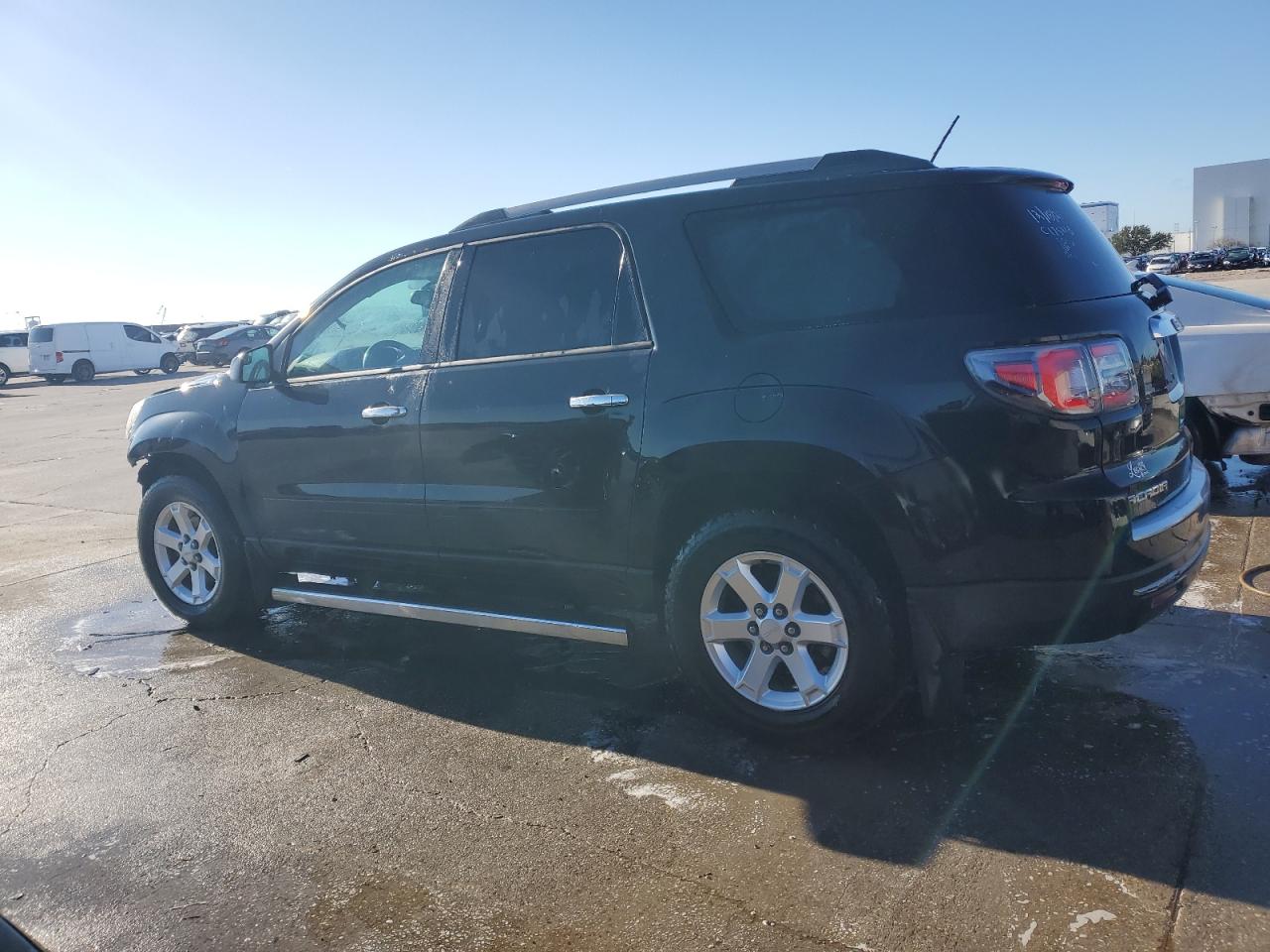 2014 GMC Acadia - Image 2