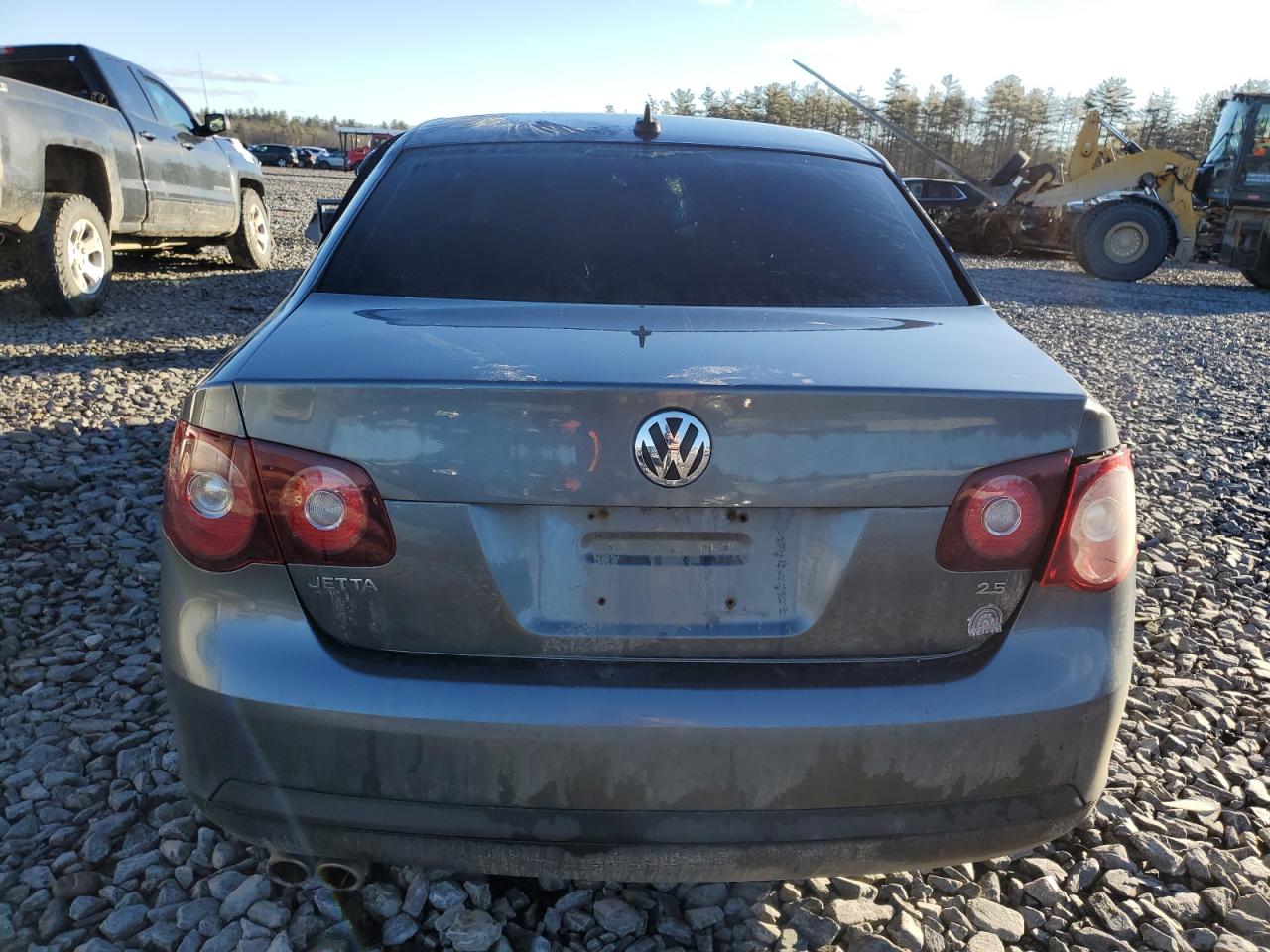 2010 Volkswagen Jetta - Image 6