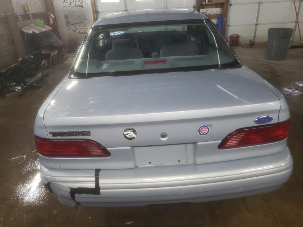 1994 Ford Taurus Gl VIN: 1FALP52U5RG255078 Lot: 86631304