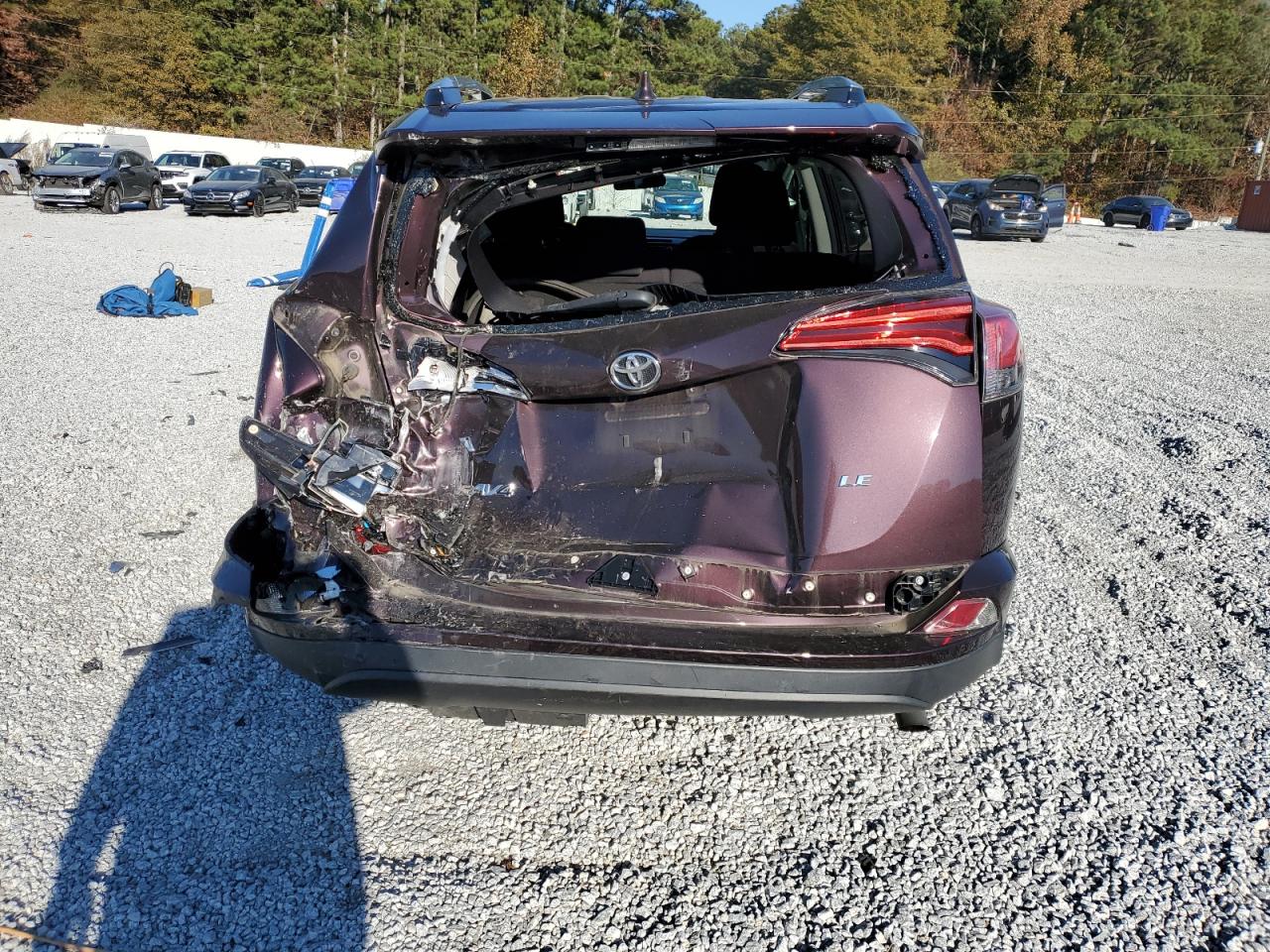 2018 Toyota RAV 4 - Image 6