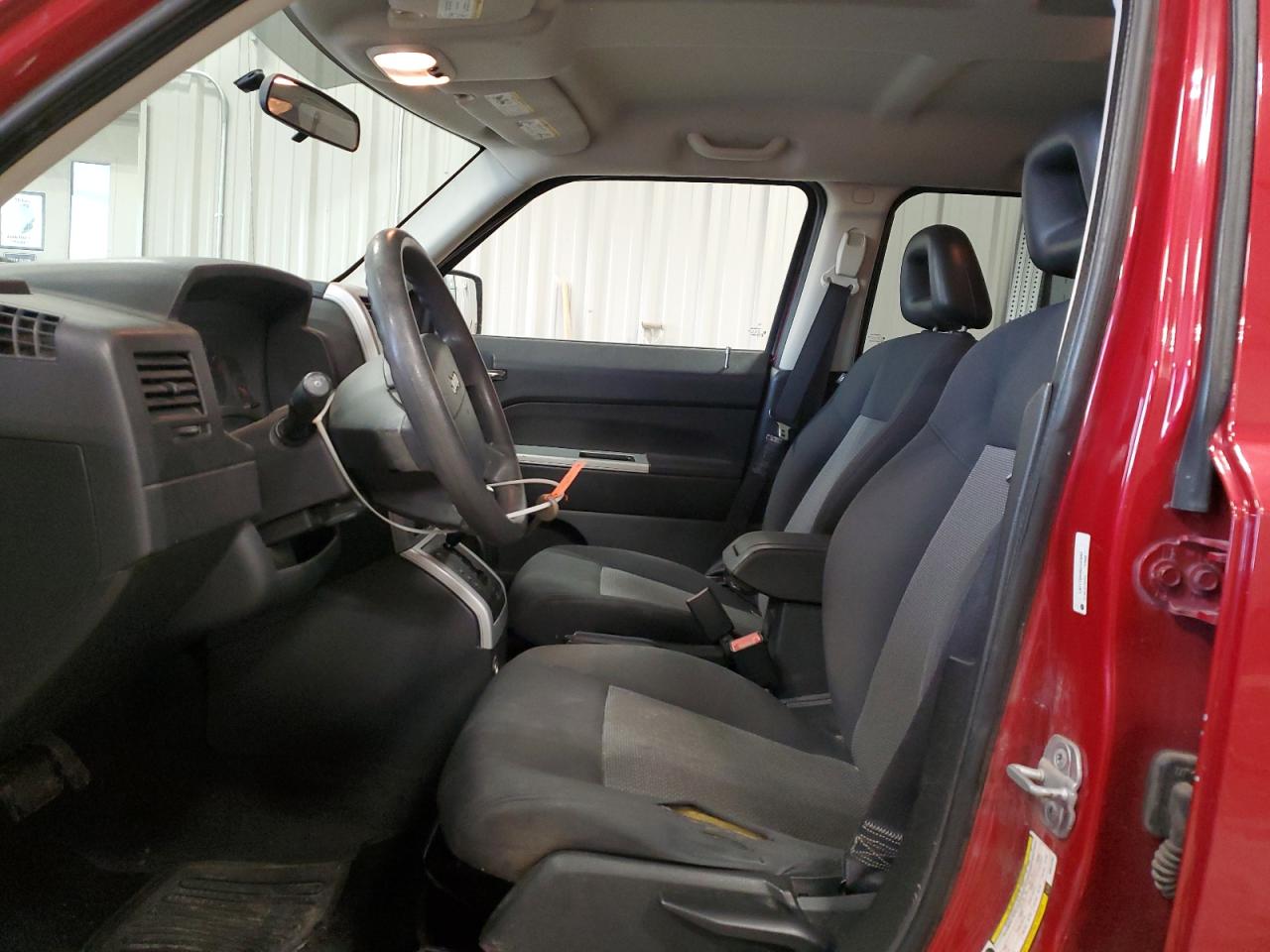2008 Jeep Liberty (Patriot) - Image 7