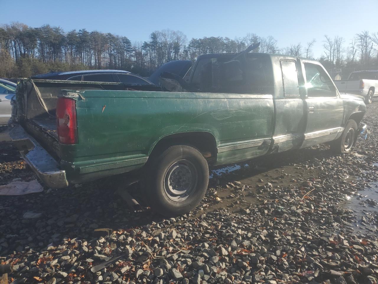 1996 Chevrolet GMT-400 - Image 3